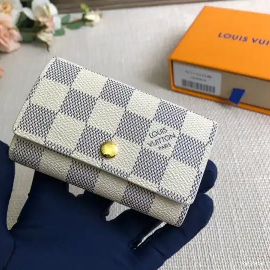 Cheap 6 KEY LOUIS VUITTON HOLDER 0607